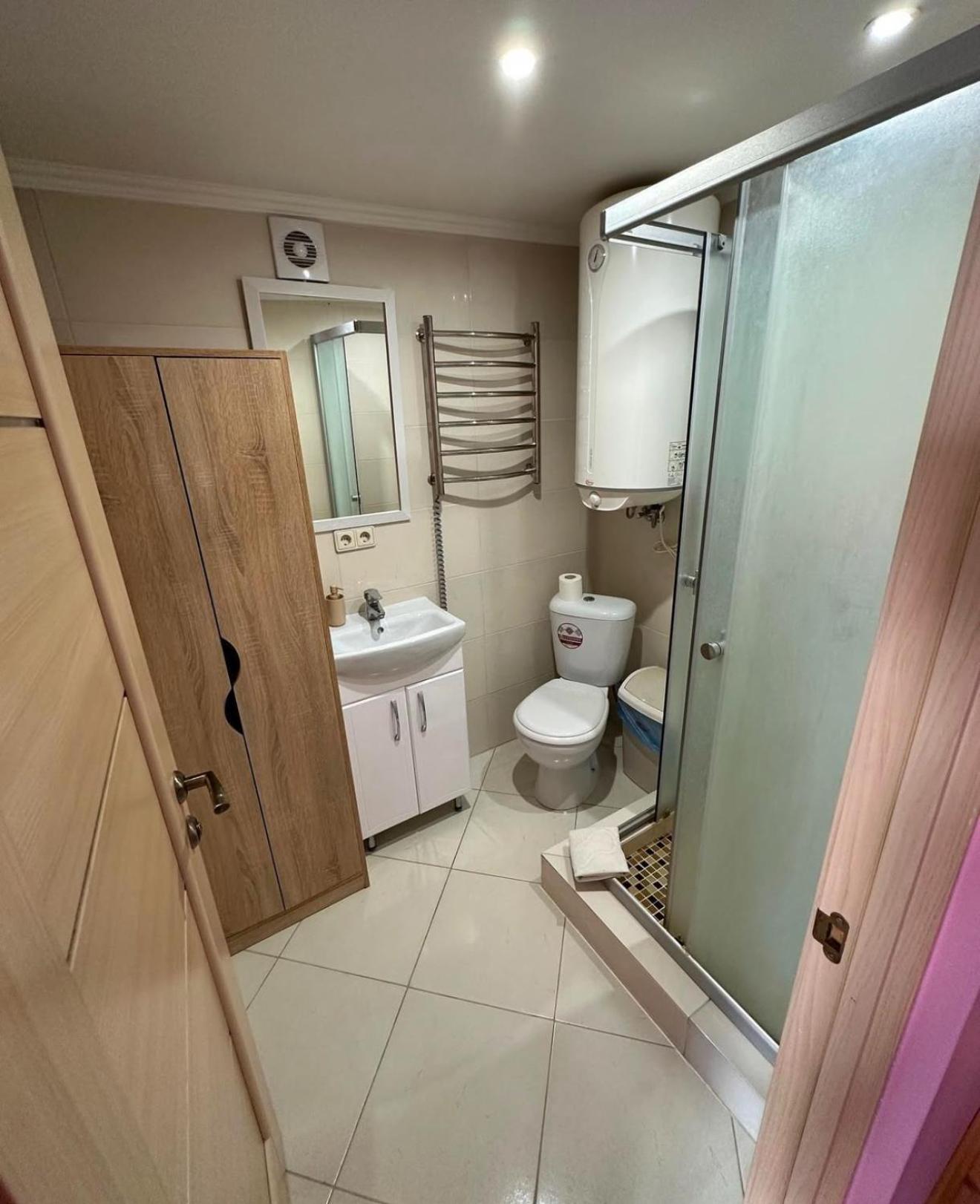 Аpartment For Lady Apartment Чернивци Екстериор снимка